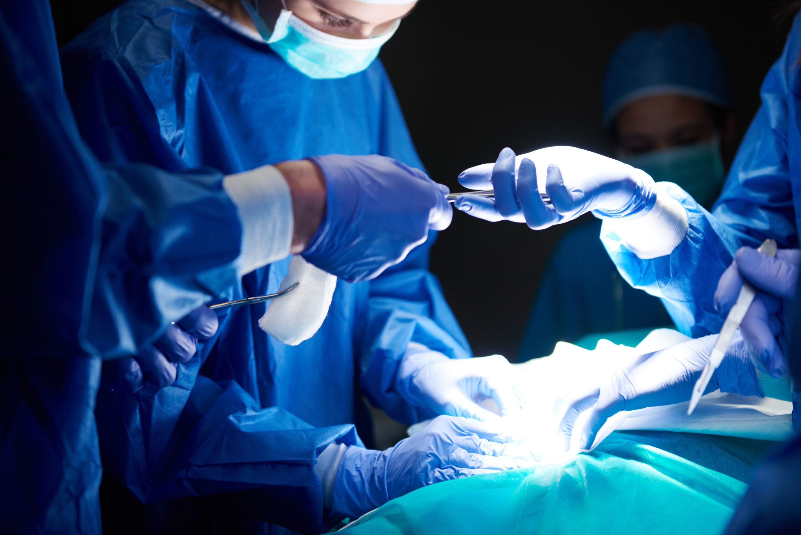 Robotic Surgery in Oncology: Precision and Recovery Benefits
